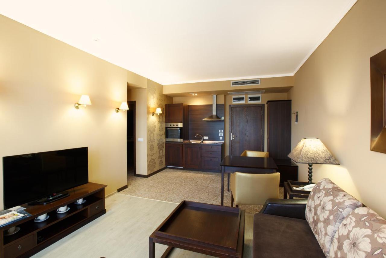 Royal Beach Apartment Sea View 2 Солнечный берег Экстерьер фото